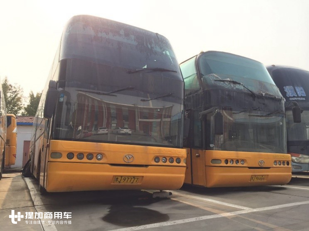 下至200公里的短途线路上至2000公里以上的长途线路中,使用卧铺客车会