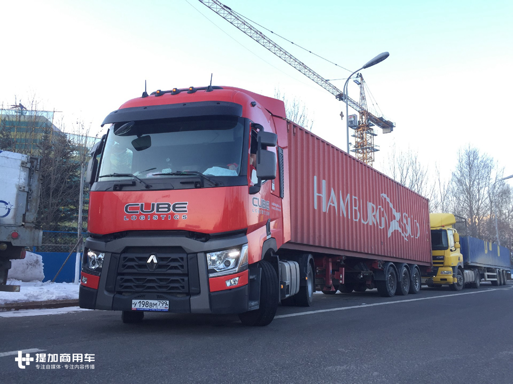 V8动力斯堪尼亚领衔,再带大家看几款欧洲新款卡车,绥芬河口岸拍车之二 - 第1张 - 提加商用车网 V8动力斯堪尼亚领衔,再带大家看几款欧洲新款卡车,绥芬河口岸拍车之二 - 第1张