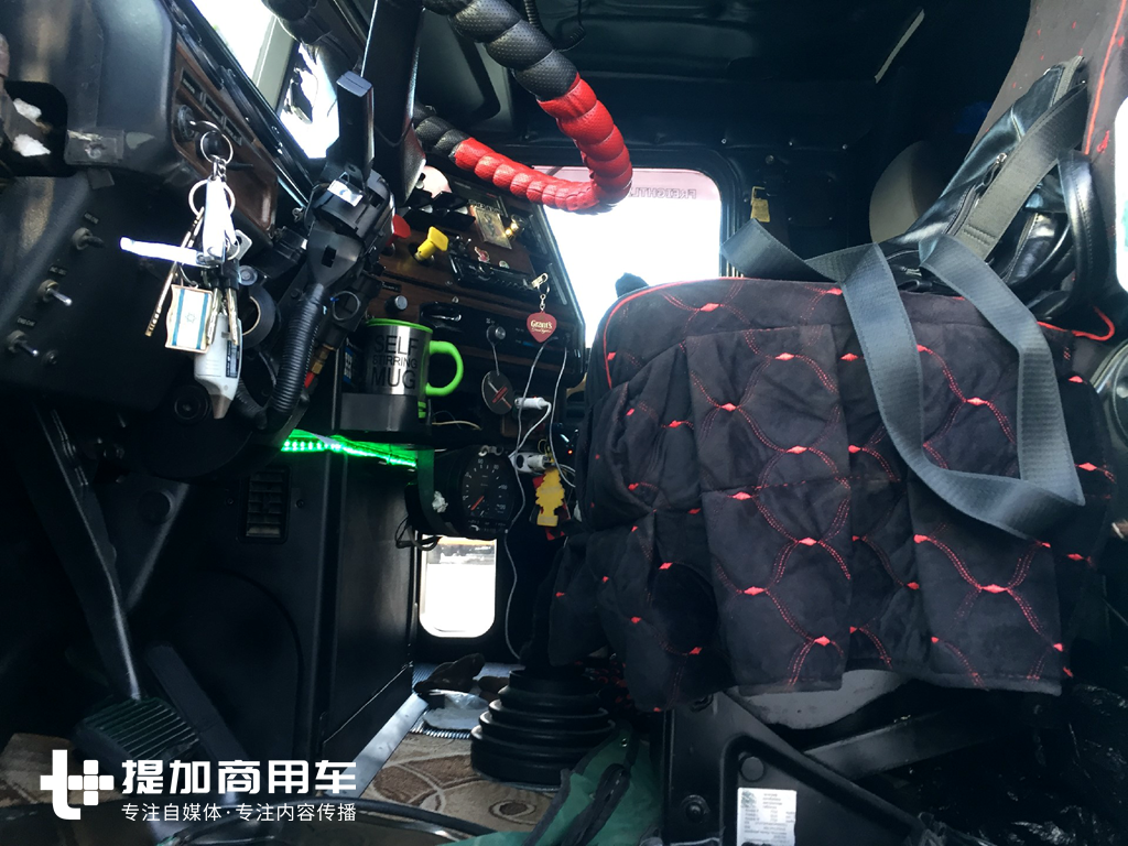 那一天我登上了俄罗斯老大哥的卡车,绥芬河口岸拍卡车之三 - 第26张 - 提加商用车网 那一天我登上了俄罗斯老大哥的卡车,绥芬河口岸拍卡车之三 - 第26张