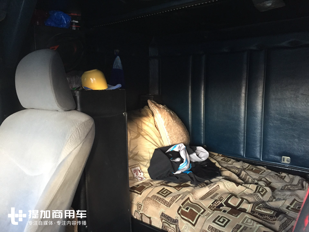 那一天我登上了俄罗斯老大哥的卡车,绥芬河口岸拍卡车之三 - 第27张 - 提加商用车网 那一天我登上了俄罗斯老大哥的卡车,绥芬河口岸拍卡车之三 - 第27张