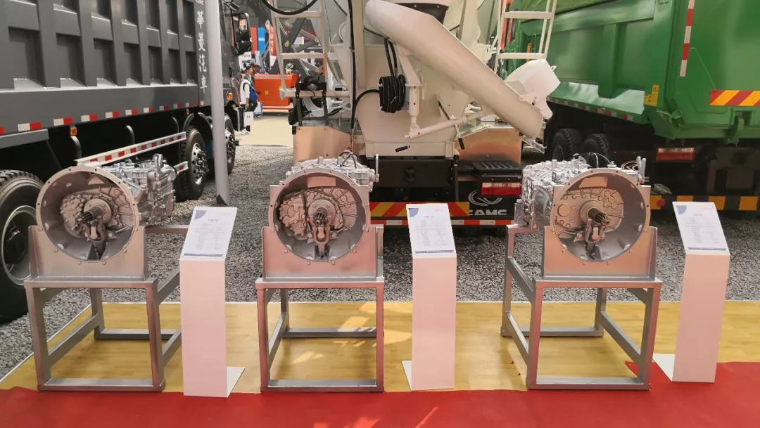 有实力 有创新 华菱星马众星闪耀上海宝马展 - 第15张 - 提加商用车网 有实力 有创新 华菱星马众星闪耀上海宝马展 - 第15张