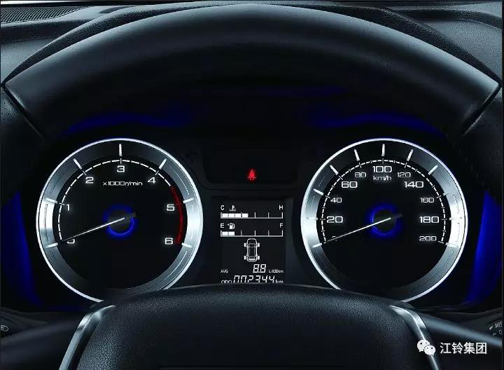 续航320公里!江西五十铃首款瑞迈电动皮卡来了! - 第5张 - 提加商用车网 续航320公里!江西五十铃首款瑞迈电动皮卡来了! - 第5张