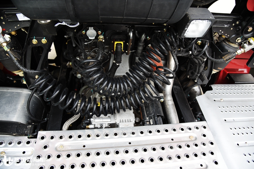 陕汽推出了660马力的重卡,油耗会高吗?适合什么工况?我们为您做了全面解析 - 第9张 - 提加商用车网 陕汽推出了660马力的重卡,油耗会高吗?适合什么工况?我们为您做了全面解析 - 第9张