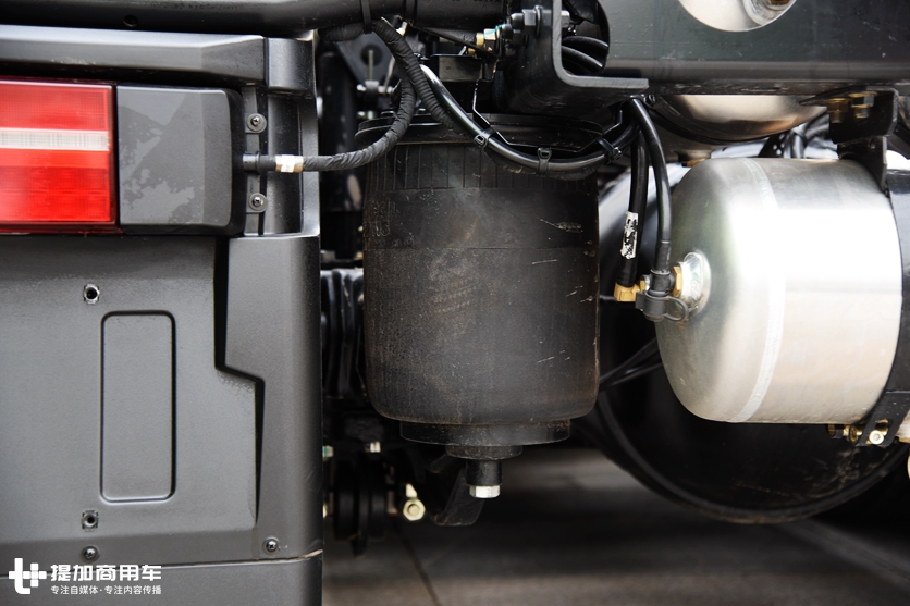 陕汽推出了660马力的重卡,油耗会高吗?适合什么工况?我们为您做了全面解析 - 第12张 - 提加商用车网 陕汽推出了660马力的重卡,油耗会高吗?适合什么工况?我们为您做了全面解析 - 第12张