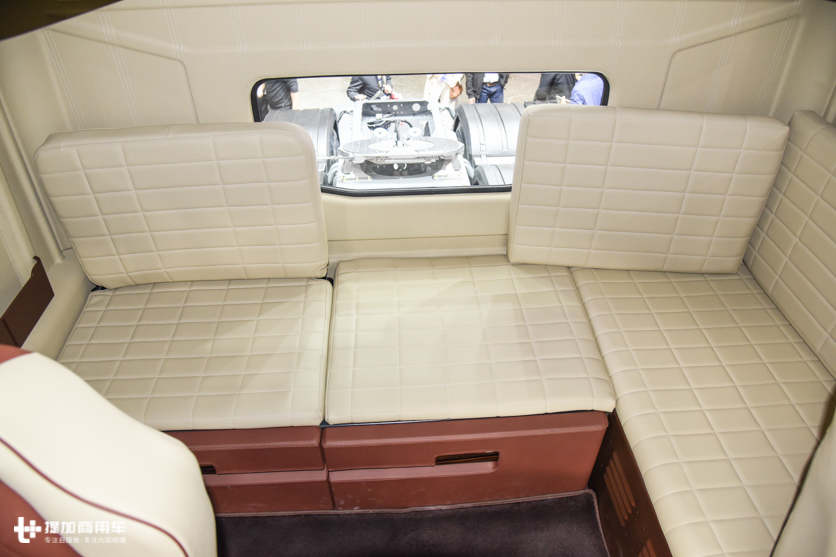 又把KTV包厢搬上了卡车,只靠大卧铺和低价卖车,三一重卡能走多远? - 第14张 - 提加商用车网 又把KTV包厢搬上了卡车,只靠大卧铺和低价卖车,三一重卡能走多远? - 第14张