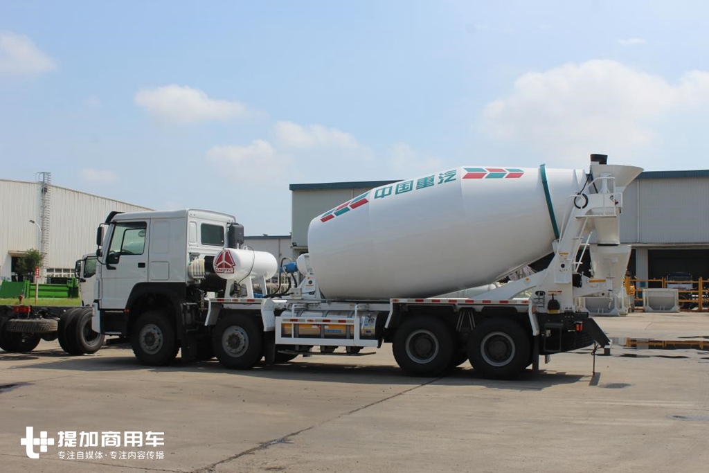 重汽在青岛的卡车改装厂探秘,一堆国产卡车的出口车型,让人眼花缭乱 - 第12张 - 提加商用车网 重汽在青岛的卡车改装厂探秘,一堆国产卡车的出口车型,让人眼花缭乱 - 第12张