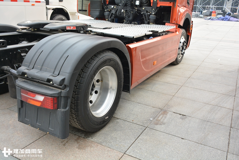 买了辆卡车跑货运,该怎么配轮胎,冬季又用什么胎?老司机告诉您方法 - 第6张 - 提加商用车网 买了辆卡车跑货运,该怎么配轮胎,冬季又用什么胎?老司机告诉您方法 - 第6张