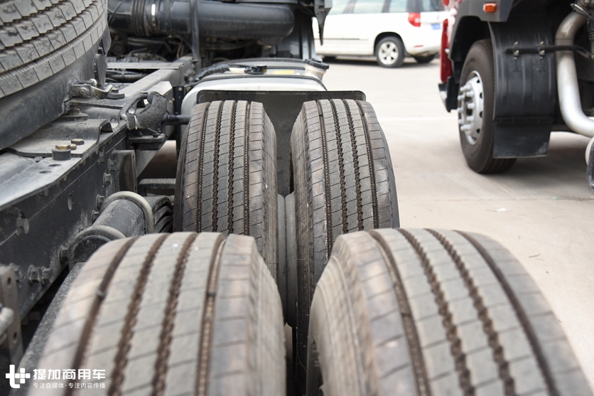 买了辆卡车跑货运,该怎么配轮胎,冬季又用什么胎?老司机告诉您方法 - 第3张 - 提加商用车网 买了辆卡车跑货运,该怎么配轮胎,冬季又用什么胎?老司机告诉您方法 - 第3张