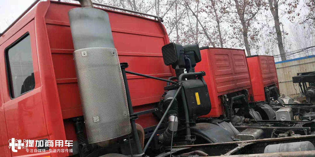 致敬默默身退的“烈火战车”,13年前的V8动力奔驰退役消防车实拍 - 第9张 - 提加商用车网 致敬默默身退的“烈火战车”,13年前的V8动力奔驰退役消防车实拍 - 第9张