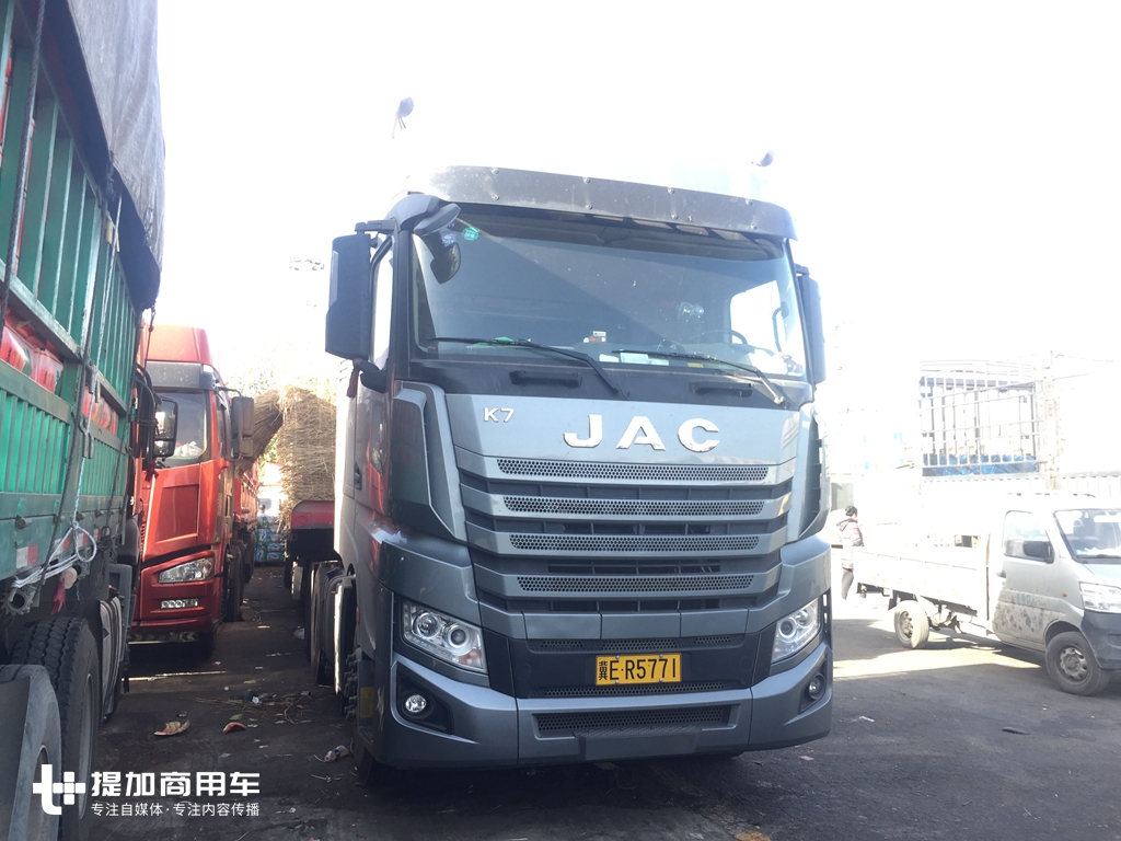 斯堪尼亚,沃尔沃、曼恩,在北京新发地逛了一圈发现尽是高端卡车 - 第6张 - 提加商用车网 斯堪尼亚,沃尔沃、曼恩,在北京新发地逛了一圈发现尽是高端卡车 - 第6张