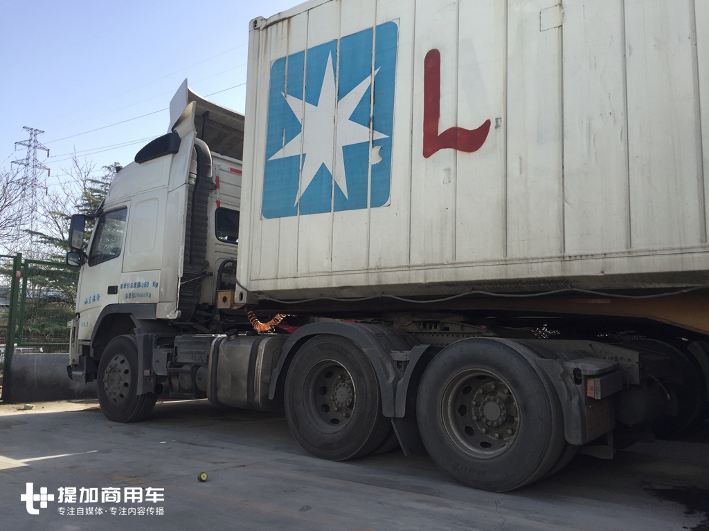 斯堪尼亚,沃尔沃、曼恩,在北京新发地逛了一圈发现尽是高端卡车 - 第38张 - 提加商用车网 斯堪尼亚,沃尔沃、曼恩,在北京新发地逛了一圈发现尽是高端卡车 - 第38张