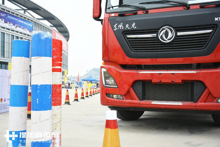不到30岁小伙免费开走东风新天龙,2018东风天龙卡车驾驶员大赛落幕 - 第5张 - 提加商用车网 不到30岁小伙免费开走东风新天龙,2018东风天龙卡车驾驶员大赛落幕 - 第5张