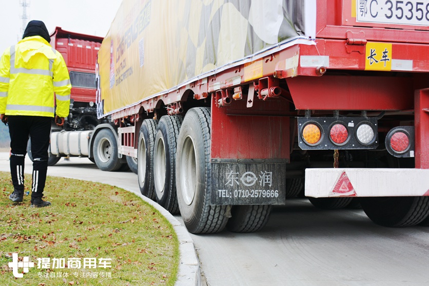 不到30岁小伙免费开走东风新天龙,2018东风天龙卡车驾驶员大赛落幕 - 第6张 - 提加商用车网 不到30岁小伙免费开走东风新天龙,2018东风天龙卡车驾驶员大赛落幕 - 第6张