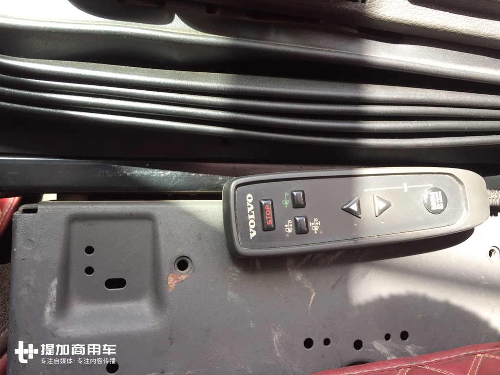 菜市场偶遇一辆沃尔沃卡车,一看不得了,660马力的FH16 - 第15张 - 提加商用车网 菜市场偶遇一辆沃尔沃卡车,一看不得了,660马力的FH16 - 第15张