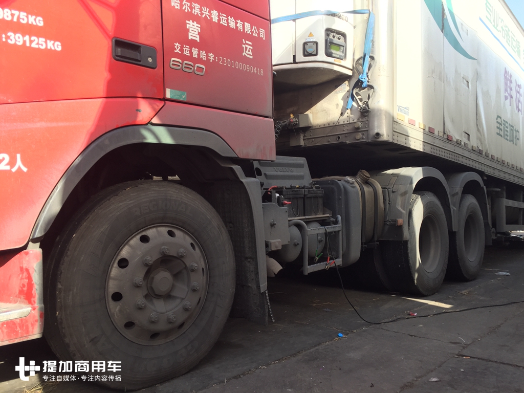 菜市场偶遇一辆沃尔沃卡车,一看不得了,660马力的FH16 - 第19张 - 提加商用车网 菜市场偶遇一辆沃尔沃卡车,一看不得了,660马力的FH16 - 第19张