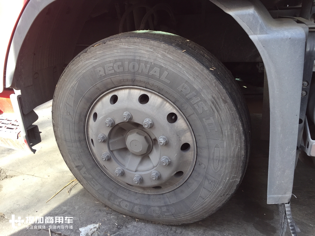 菜市场偶遇一辆沃尔沃卡车,一看不得了,660马力的FH16 - 第20张 - 提加商用车网 菜市场偶遇一辆沃尔沃卡车,一看不得了,660马力的FH16 - 第20张