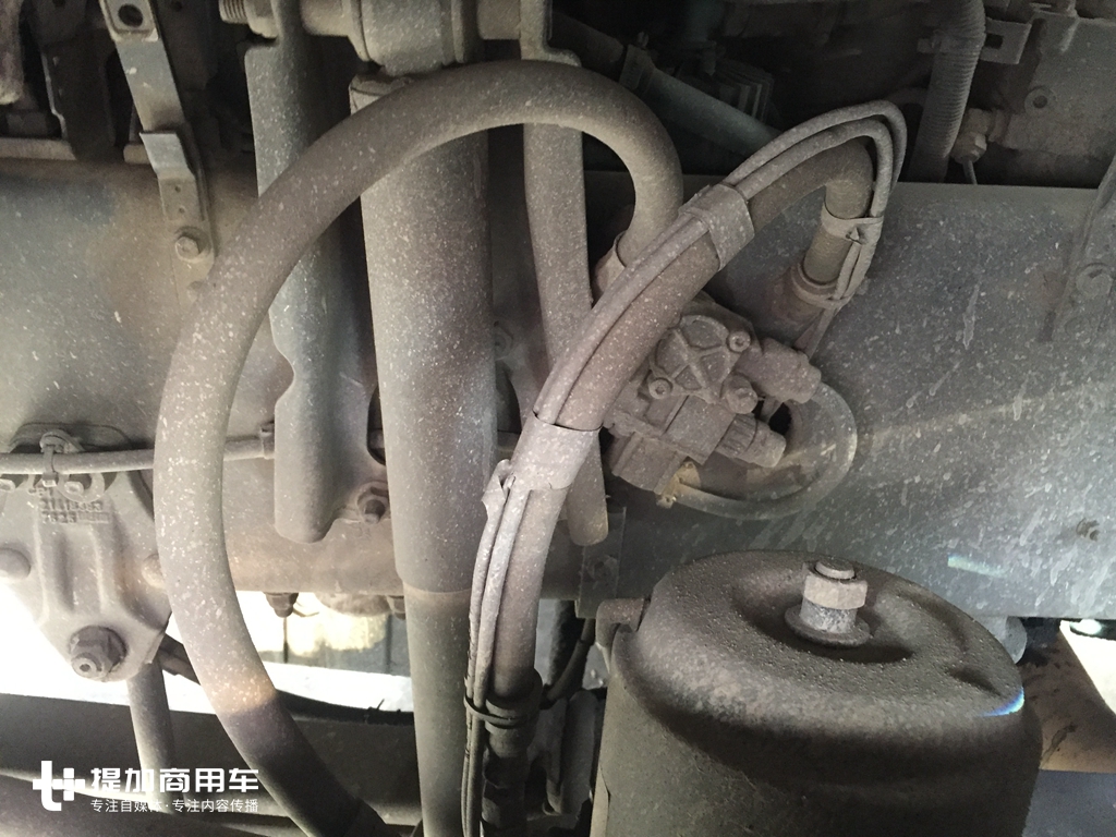 菜市场偶遇一辆沃尔沃卡车,一看不得了,660马力的FH16 - 第21张 - 提加商用车网 菜市场偶遇一辆沃尔沃卡车,一看不得了,660马力的FH16 - 第21张