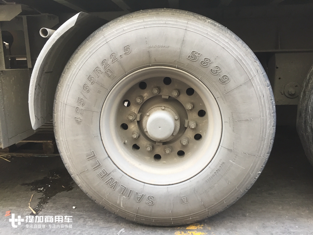 菜市场偶遇一辆沃尔沃卡车,一看不得了,660马力的FH16 - 第30张 - 提加商用车网 菜市场偶遇一辆沃尔沃卡车,一看不得了,660马力的FH16 - 第30张