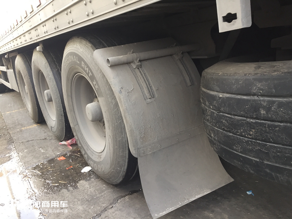 菜市场偶遇一辆沃尔沃卡车,一看不得了,660马力的FH16 - 第32张 - 提加商用车网 菜市场偶遇一辆沃尔沃卡车,一看不得了,660马力的FH16 - 第32张