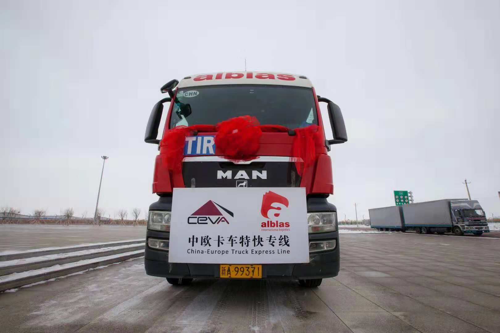 MAN TG系列荣担“排头兵” ,首航“中欧卡车特快专线”正式抵达波兰 - 第1张 - 提加商用车网 MAN TG系列荣担“排头兵” ,首航“中欧卡车特快专线”正式抵达波兰 - 第1张