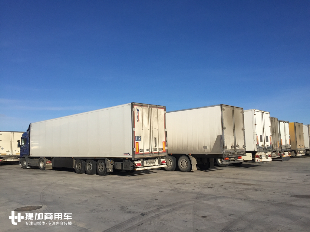 俄罗斯老司机都喜欢什么卡车?满洲里中俄口岸带您看来自俄罗斯的卡车 - 第20张 - 提加商用车网 俄罗斯老司机都喜欢什么卡车?满洲里中俄口岸带您看来自俄罗斯的卡车 - 第20张