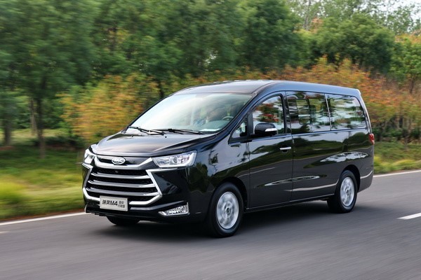 剑指中端MPV市场,瑞风M4自动行政版强势改写市场竞争格局 - 第3张 - 提加商用车网 剑指中端MPV市场,瑞风M4自动行政版强势改写市场竞争格局 - 第3张