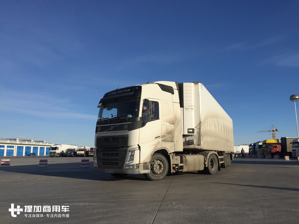 20年车龄的仍然在跑,俄罗斯卡车真耐用,满洲里拍车第二弹 - 第12张 - 提加商用车网 20年车龄的仍然在跑,俄罗斯卡车真耐用,满洲里拍车第二弹 - 第12张