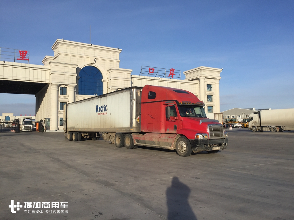 20年车龄的仍然在跑,俄罗斯卡车真耐用,满洲里拍车第二弹 - 第24张 - 提加商用车网 20年车龄的仍然在跑,俄罗斯卡车真耐用,满洲里拍车第二弹 - 第24张