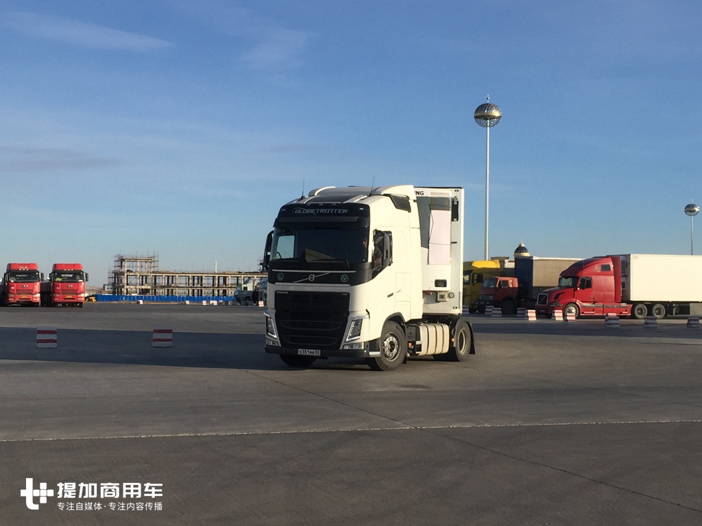 20年车龄的仍然在跑,俄罗斯卡车真耐用,满洲里拍车第二弹 - 第28张 - 提加商用车网 20年车龄的仍然在跑,俄罗斯卡车真耐用,满洲里拍车第二弹 - 第28张