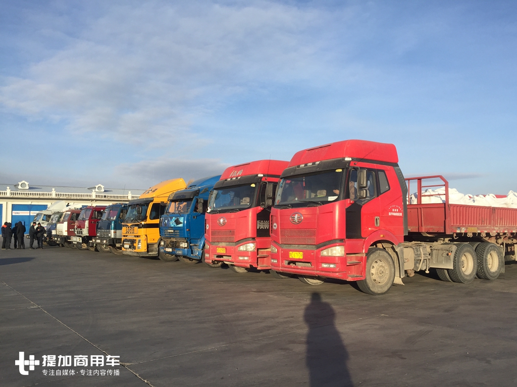 20年车龄的仍然在跑,俄罗斯卡车真耐用,满洲里拍车第二弹 - 第35张 - 提加商用车网 20年车龄的仍然在跑,俄罗斯卡车真耐用,满洲里拍车第二弹 - 第35张