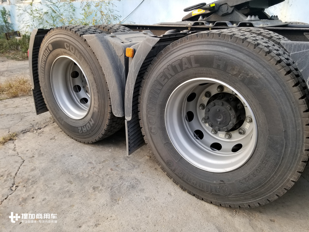 德国曼恩TGX最高配卡车，被国内车企买回来闲置8年，原因大家都懂 - 第20张