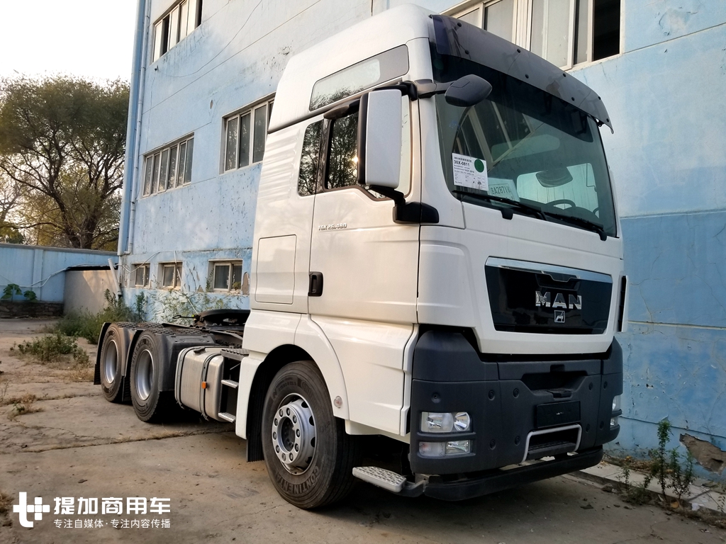德国曼恩TGX最高配卡车，被国内车企买回来闲置8年，原因大家都懂 - 第24张