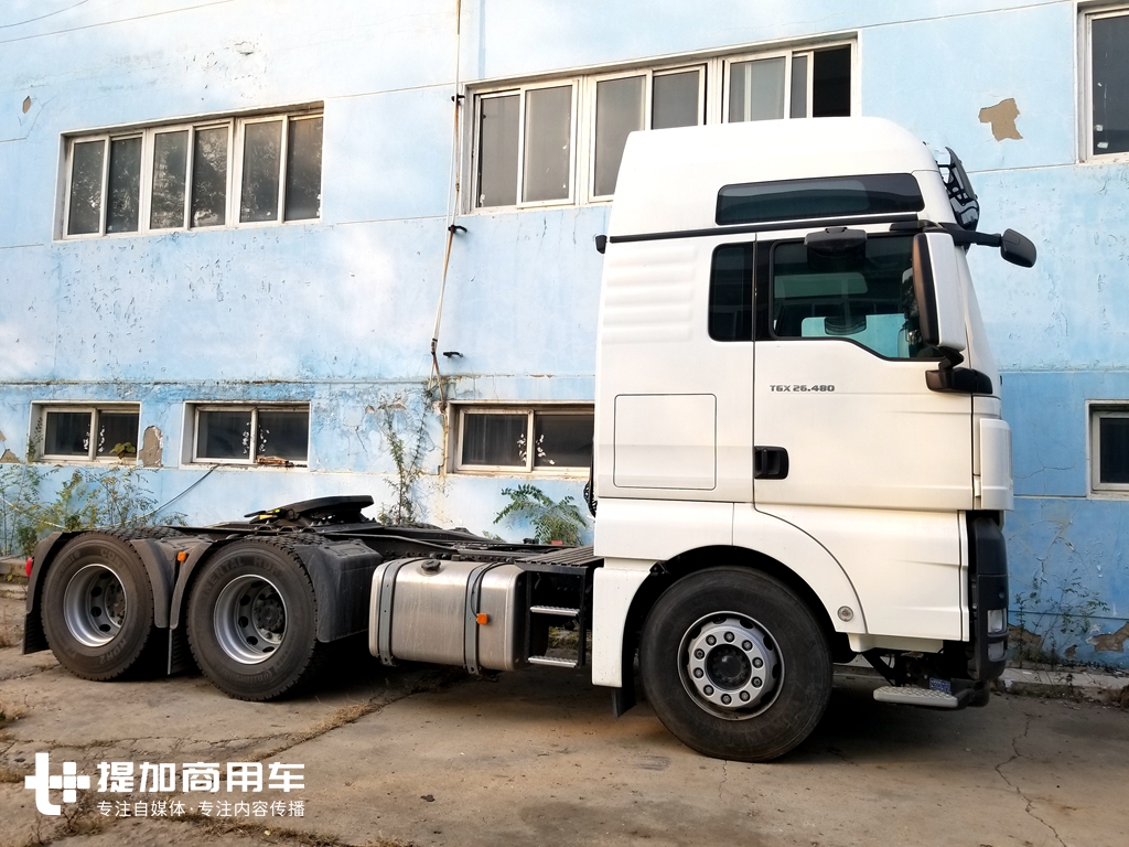 德国曼恩TGX最高配卡车，被国内车企买回来闲置8年，原因大家都懂 - 第12张