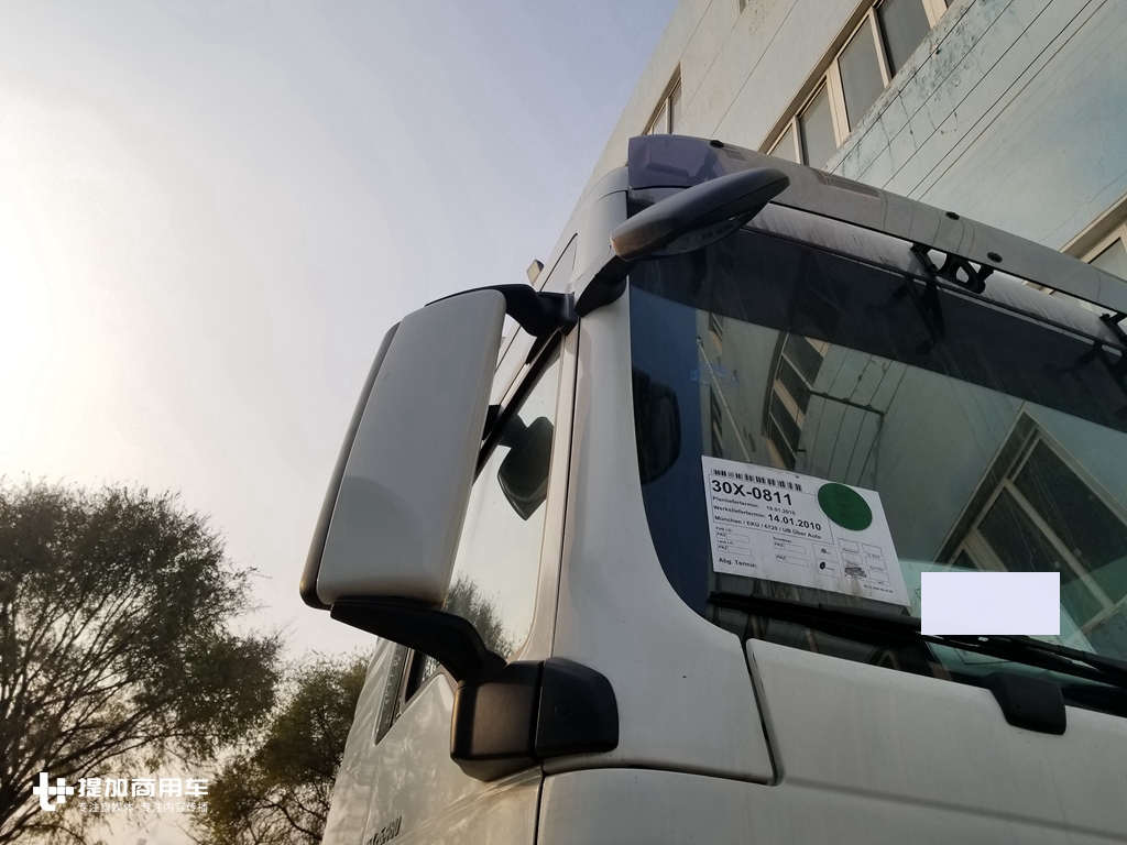德国曼恩TGX最高配卡车，被国内车企买回来闲置8年，原因大家都懂 - 第4张