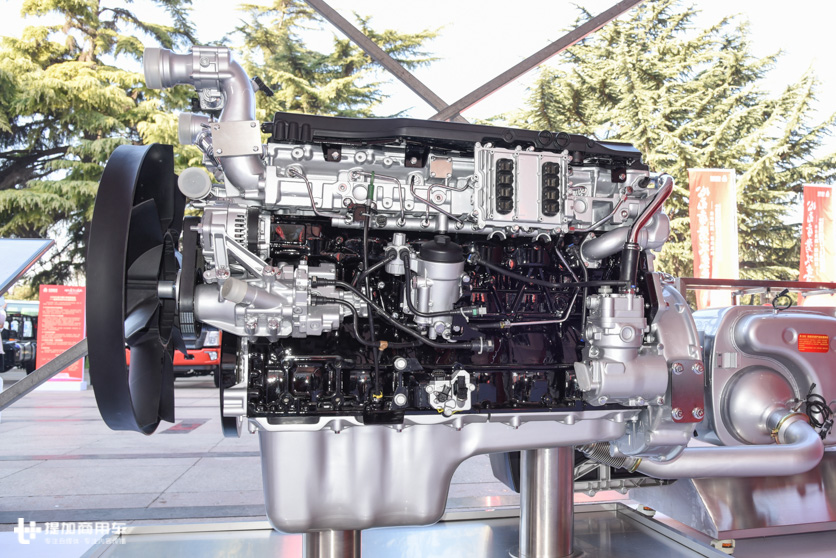 2019款新车型亮相,谭旭光说重汽的目标是和斯堪尼亚、沃尔沃比高下 - 第3张 - 提加商用车网 2019款新车型亮相,谭旭光说重汽的目标是和斯堪尼亚、沃尔沃比高下 - 第3张