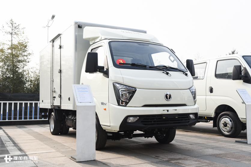 拒绝平庸产品,注重高端品质提升,飞碟汽车国六产品发布 - 第5张 - 提加商用车网 拒绝平庸产品,注重高端品质提升,飞碟汽车国六产品发布 - 第5张