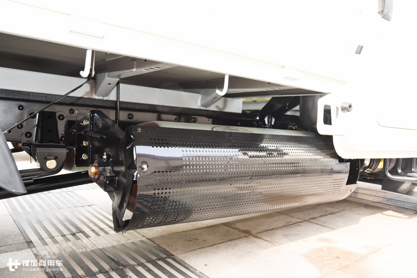 拒绝平庸产品,注重高端品质提升,飞碟汽车国六产品发布 - 第7张 - 提加商用车网 拒绝平庸产品,注重高端品质提升,飞碟汽车国六产品发布 - 第7张