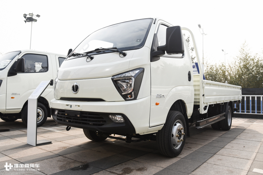 38万起,国六缔途小卡发布