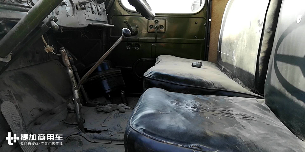 永远的汽车活化石,再带大家领略新中国第一辆卡车解放CA10的魅力 - 第9张 - 提加商用车网 永远的汽车活化石,再带大家领略新中国第一辆卡车解放CA10的魅力 - 第9张