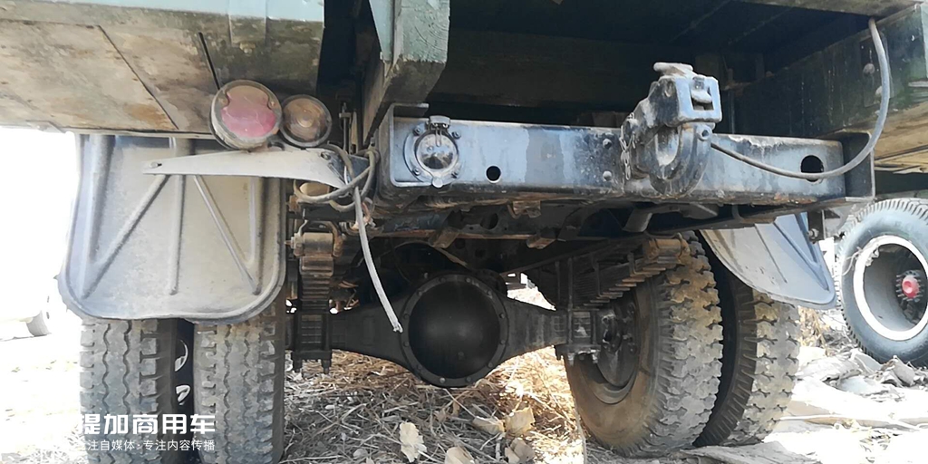 永远的汽车活化石,再带大家领略新中国第一辆卡车解放CA10的魅力 - 第14张 - 提加商用车网 永远的汽车活化石,再带大家领略新中国第一辆卡车解放CA10的魅力 - 第14张