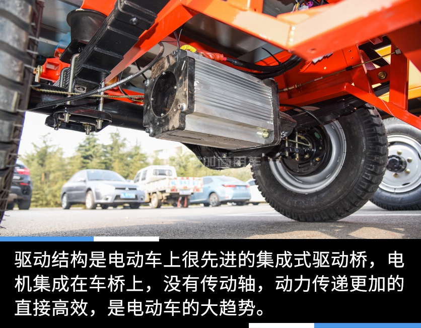 2万多的三轮车拉风程度盖过300万的跑车？国产最帅三轮车实拍评测 - 第11张