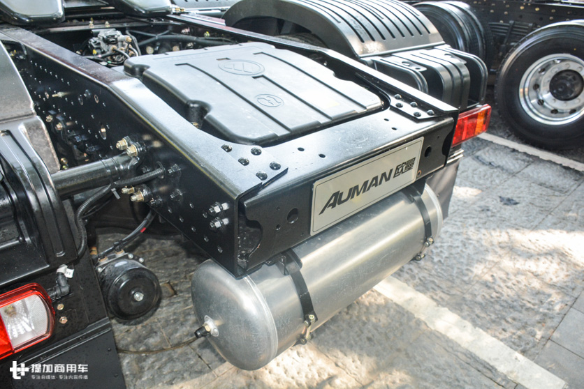 更人性化的升级，让高端卡车更亲民，带您领略欧曼超级重卡2019款的魅力 - 第13张