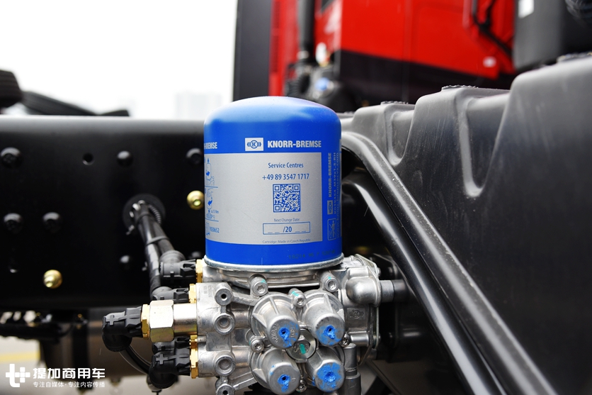 畅销10年后终于迎来大改款，先带您看下沃尔沃技术升级下的新天龙到底如何 - 第15张