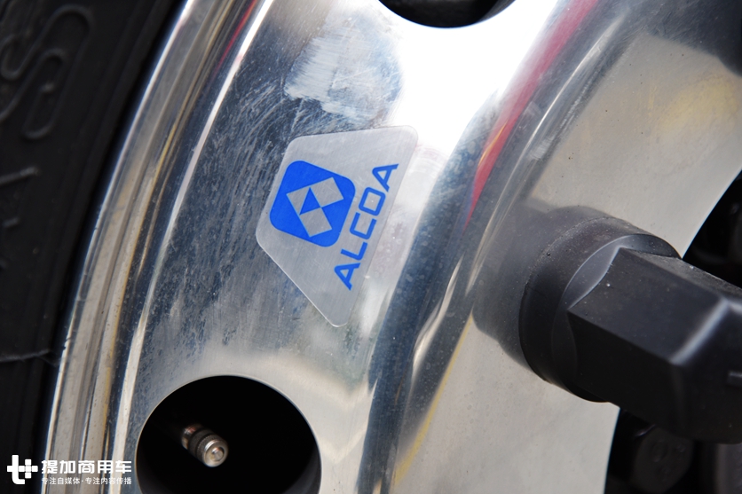 畅销10年后终于迎来大改款，先带您看下沃尔沃技术升级下的新天龙到底如何 - 第16张