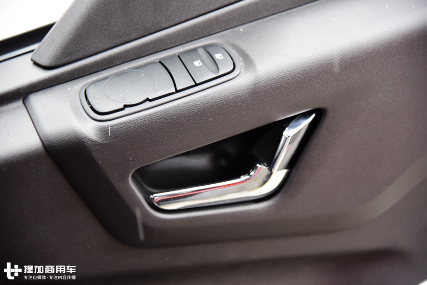 畅销10年后终于迎来大改款，先带您看下沃尔沃技术升级下的新天龙到底如何 - 第28张