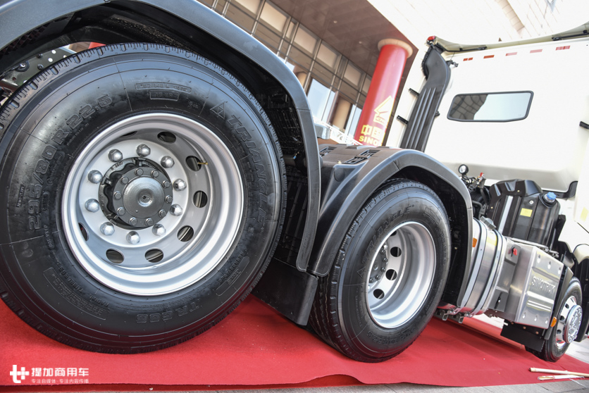 1100升油箱,独立暖风和燃油水暖,重汽T7国六产品最大才500马力? - 第11张 - 提加商用车网 1100升油箱,独立暖风和燃油水暖,重汽T7国六产品最大才500马力? - 第11张