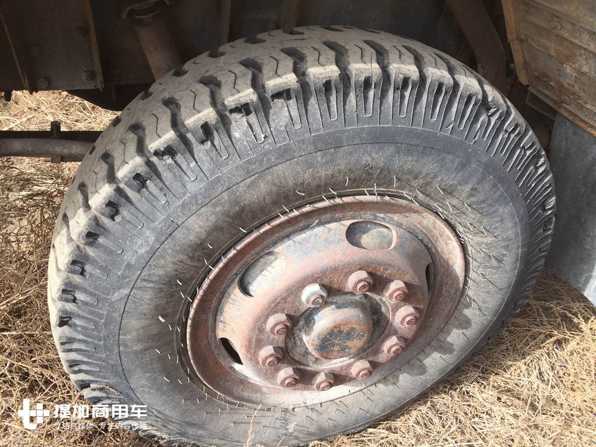 上世纪80年代东北林场建设的功臣,退役的日产柴长头卡车实拍 - 第6张 - 提加商用车网 上世纪80年代东北林场建设的功臣,退役的日产柴长头卡车实拍 - 第6张