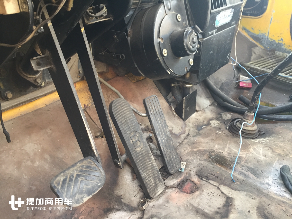上世纪80年代东北林场建设的功臣,退役的日产柴长头卡车实拍 - 第11张 - 提加商用车网 上世纪80年代东北林场建设的功臣,退役的日产柴长头卡车实拍 - 第11张