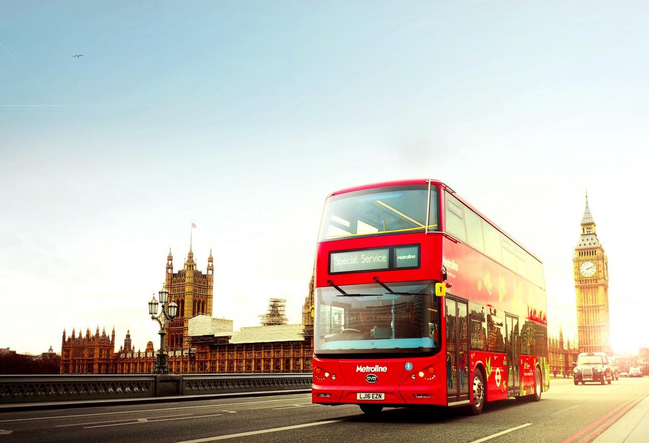 优化“瓷都”旅游交通系统 景德镇首投比亚迪K8S纯电动双层巴士 - 第5张