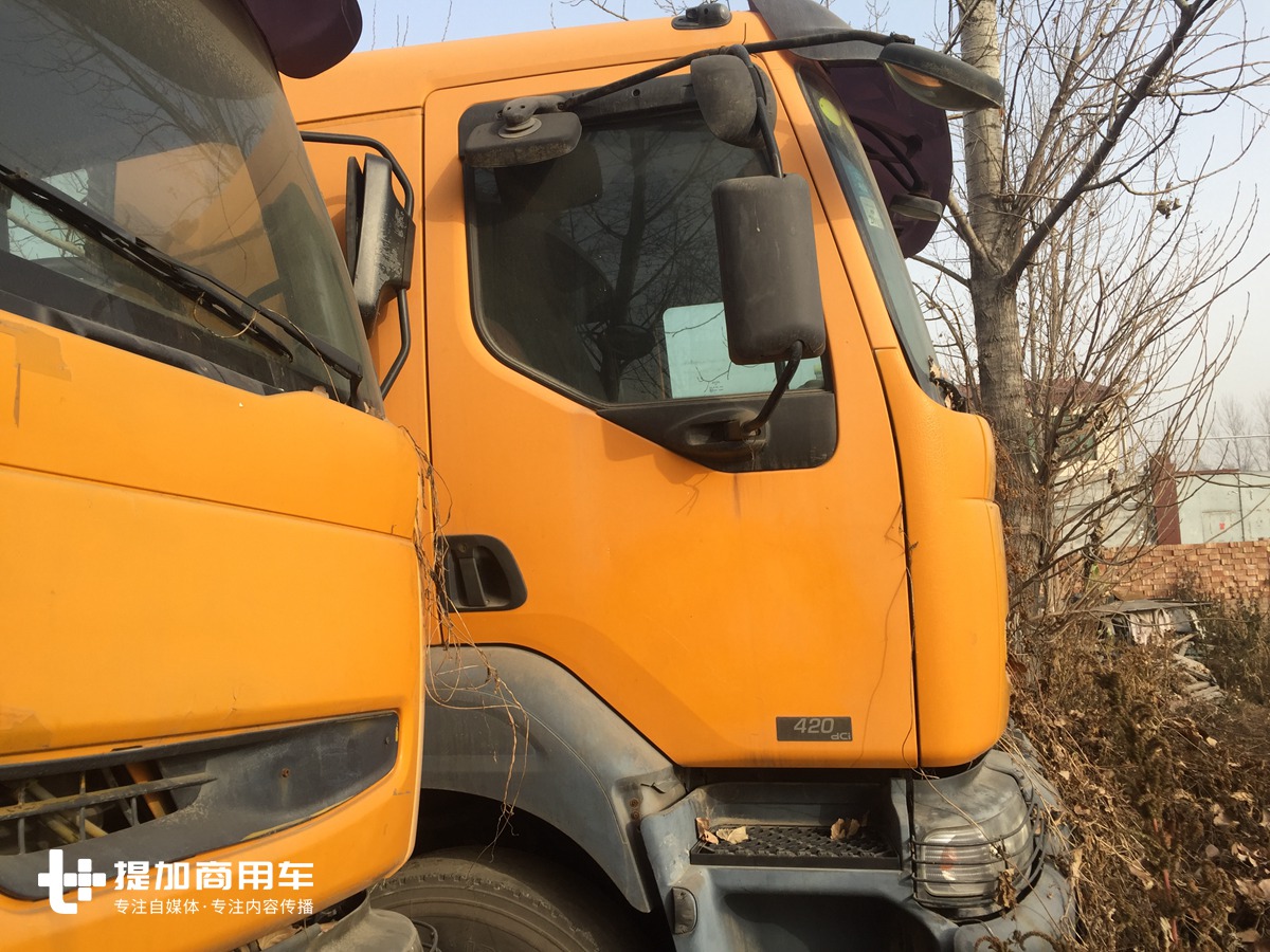 雷诺上世纪90年代末推出的一款卡车,名字叫克拉斯(Kerax),牛不牛逼?你自己看! - 第3张 - 提加商用车网 雷诺上世纪90年代末推出的一款卡车,名字叫克拉斯(Kerax),牛不牛逼?你自己看! - 第3张